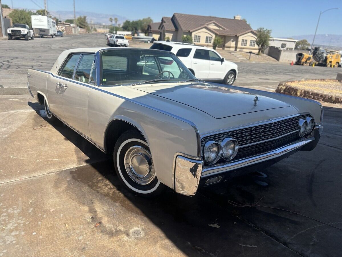 1962 lincoln continental white