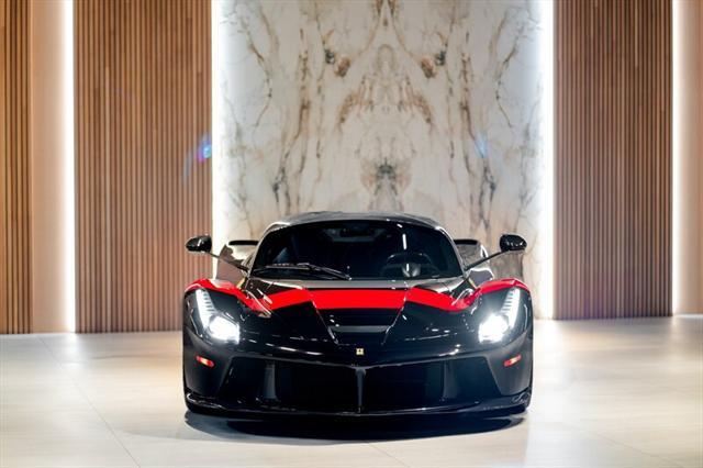 2014 ferrari laferrari base