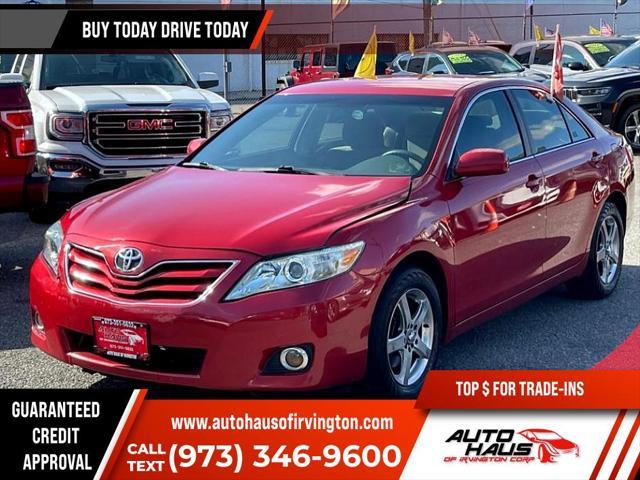 2011 toyota camry le