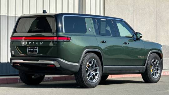 2023 Rivian R1S