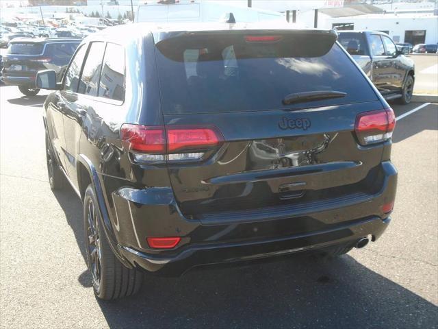 2021 jeep grand cherokee laredo