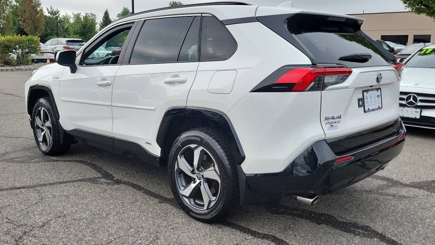 2021 toyota rav4 prime se
