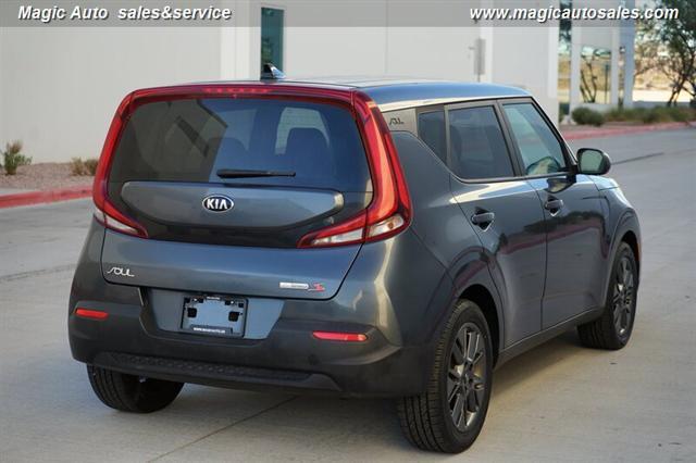 2021 kia soul s