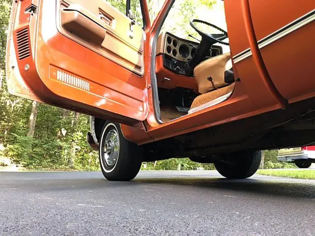 ~~~~ no reserve 1974 c10 factory short bed custom deluxe no reserve ~~~~