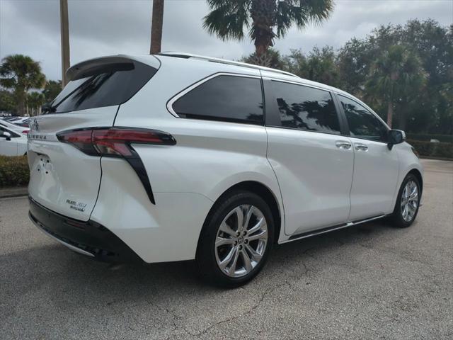 2024 toyota sienna platinum 7 passenger