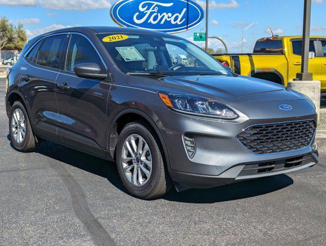2021 ford escape se