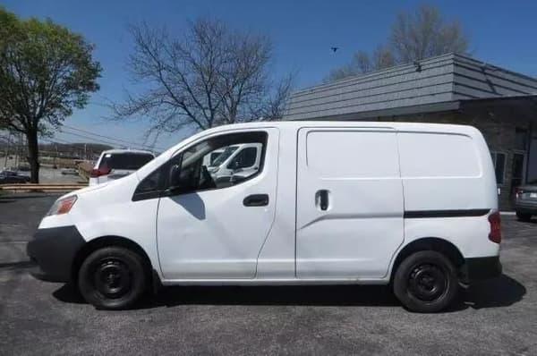 2017 nissan nv200 in canton, michigan