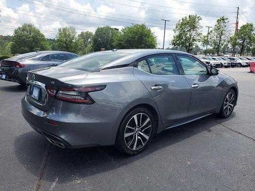 2021 nissan maxima in saint louis, missouri