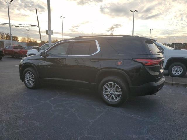 2023 chevrolet traverse lt cloth
