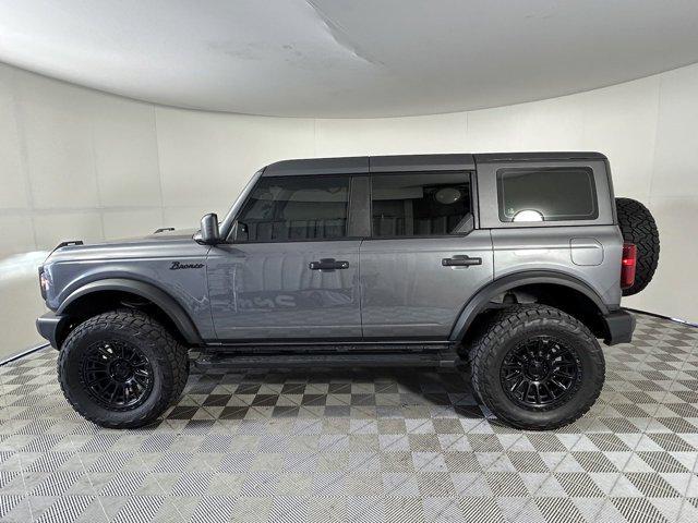 2023 ford bronco base
