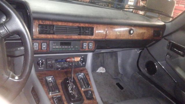 1990 jaguar xj-s v-12