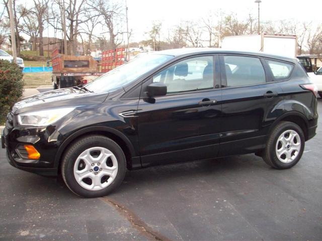 2017 ford escape s
