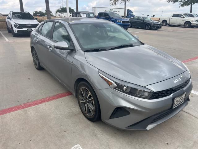 2022 kia forte lxs