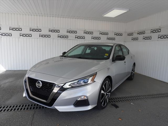 2022 nissan altima sr fwd