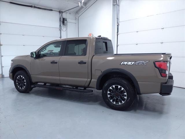 2024 nissan titan pro-4x