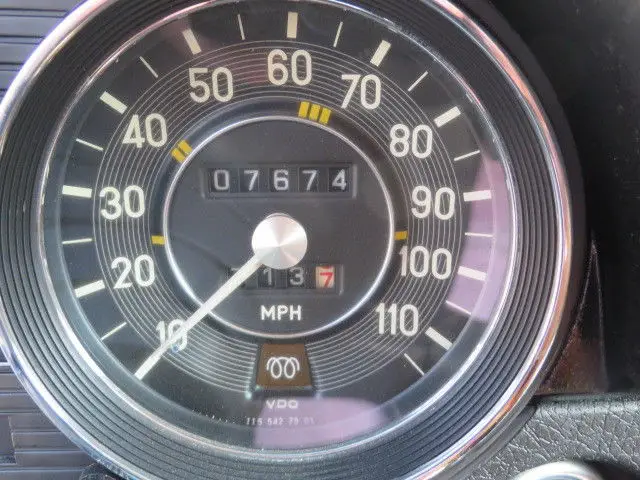 1975 mercedes 300-d mint