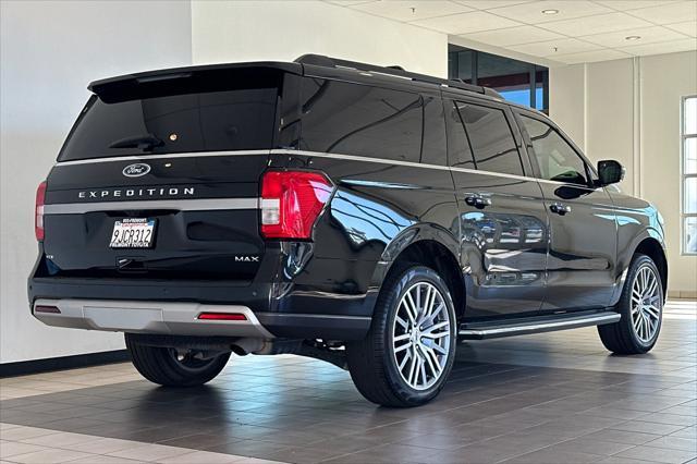2022 ford expedition xlt max