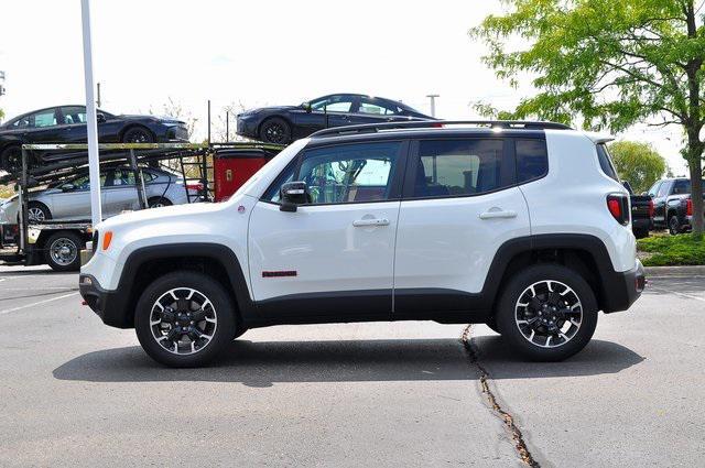 2023 jeep renegade trailhawk