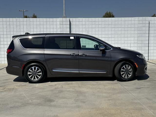 2023 chrysler pacifica hybrid limited