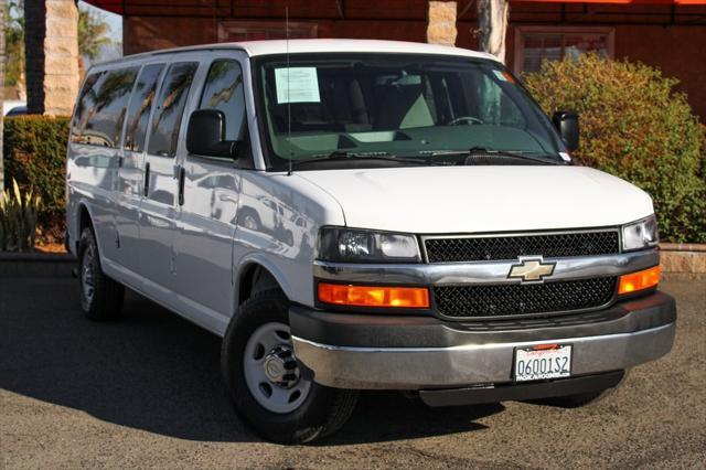 2014 chevrolet express 3500 lt