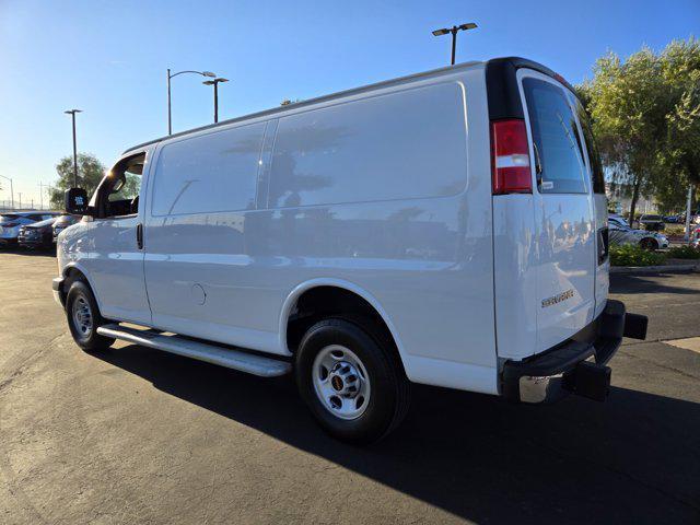 2022 gmc savana 2500 work van