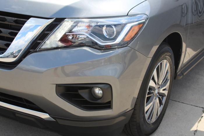 used 2018 nissan pathfinder sv chattanooga, tn 37421 for sale in chattanooga, tennessee