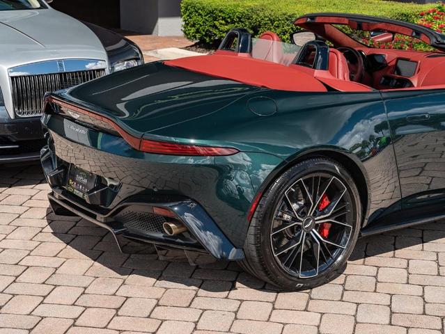 2021 aston martin vantage base