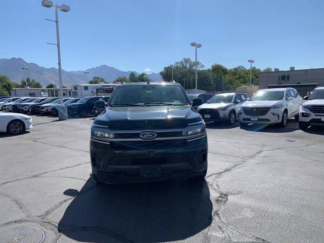 2023 ford expedition xlt