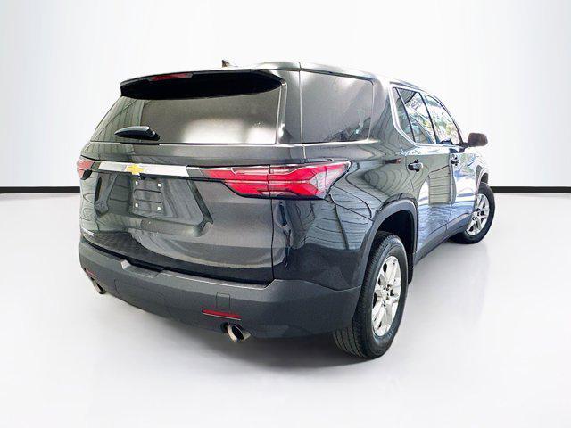 2022 chevrolet traverse ls