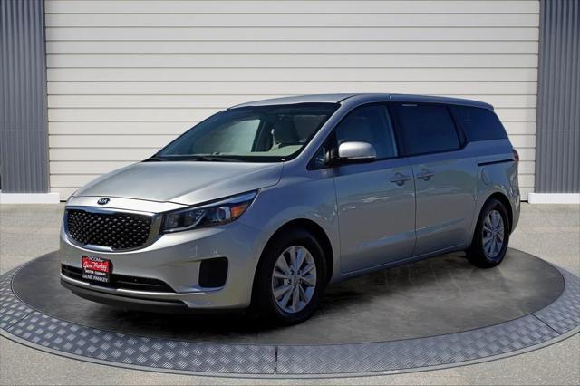 2017 kia sedona lx
