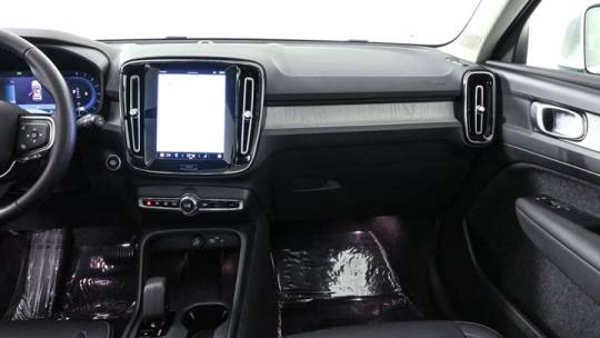 2024 volvo xc40
