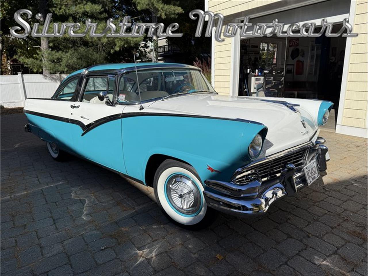 1956 ford fairlane