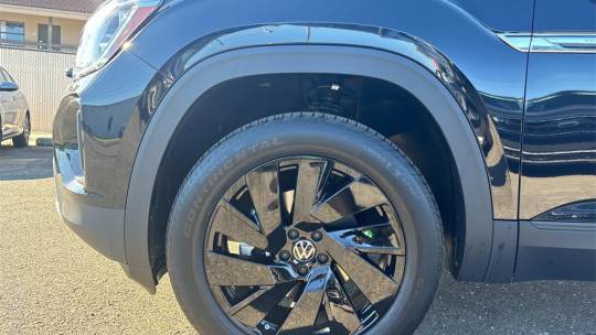 2025 Volkswagen Atlas Cross Sport