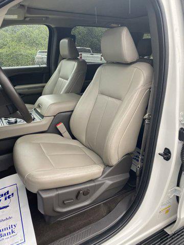 2021 ford expedition xlt