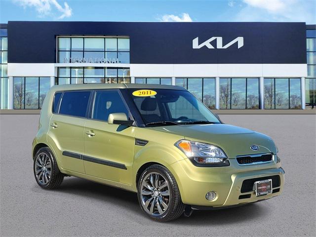 2011 kia soul !