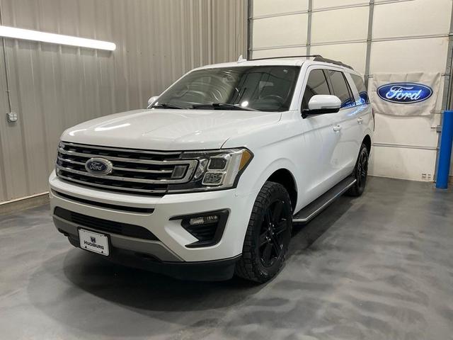 2021 ford expedition xlt