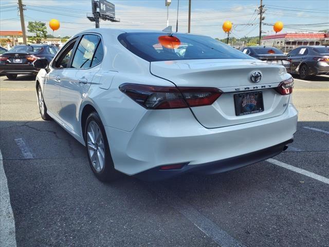 2023 toyota camry le