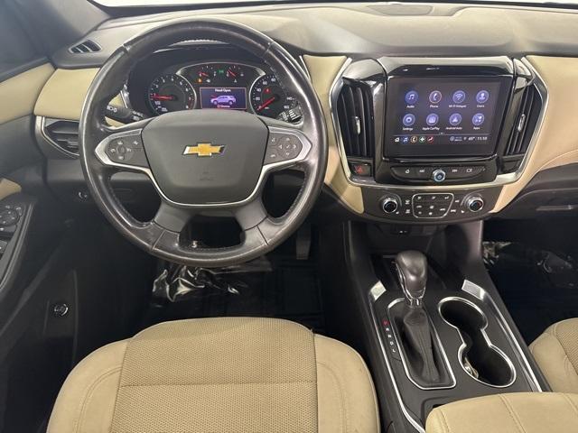 2022 chevrolet traverse lt cloth