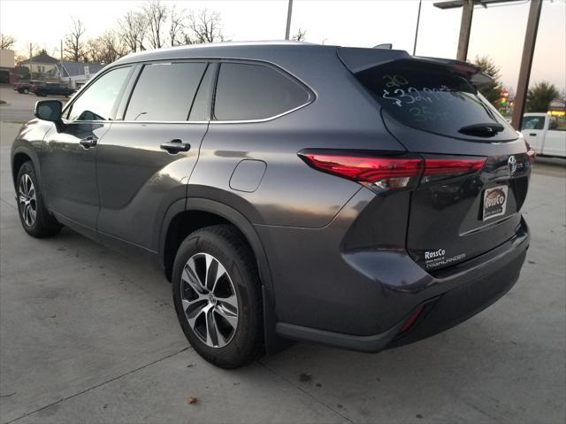 2020 toyota highlander xle