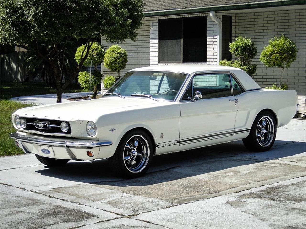 1966 ford mustang