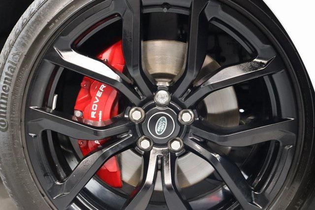 2022 land rover range rover sport svr