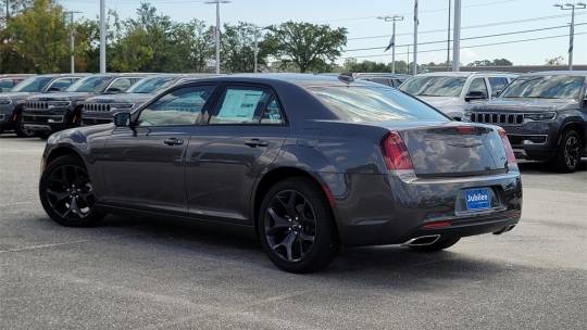 2023 Chrysler 300