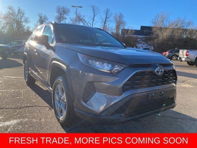 2022 toyota rav4 hybrid le