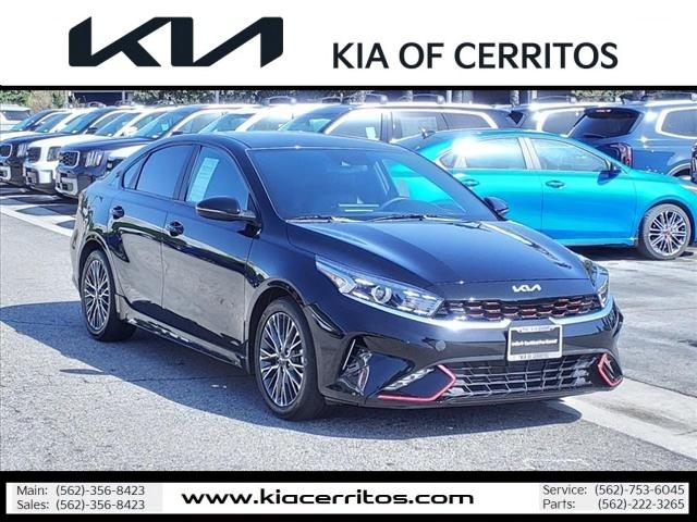 2023 kia forte gt-line