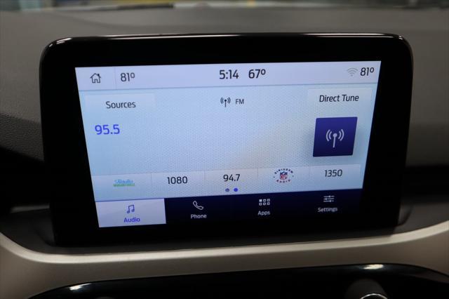 2022 ford escape se