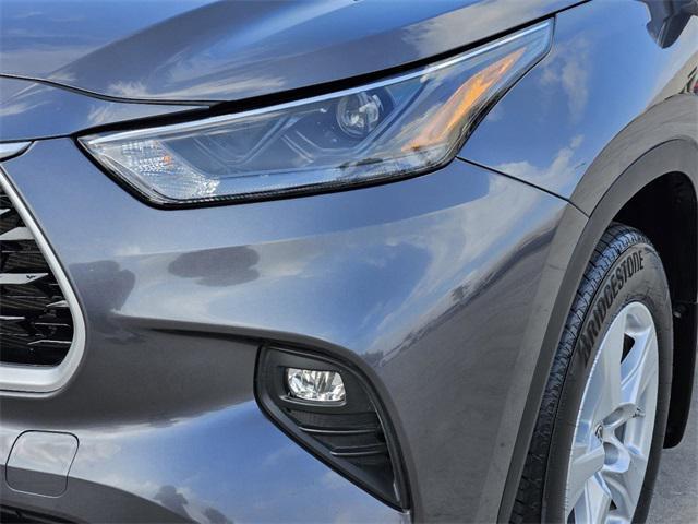 2024 toyota highlander le