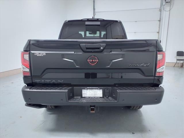 2024 nissan titan pro-4x