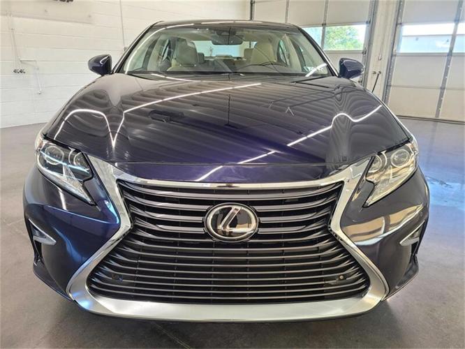 2017 lexus es in spring city, pennsylvania