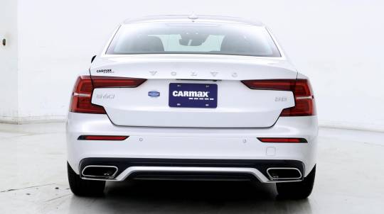 2022 Volvo S60