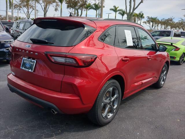 2023 ford escape st-line
